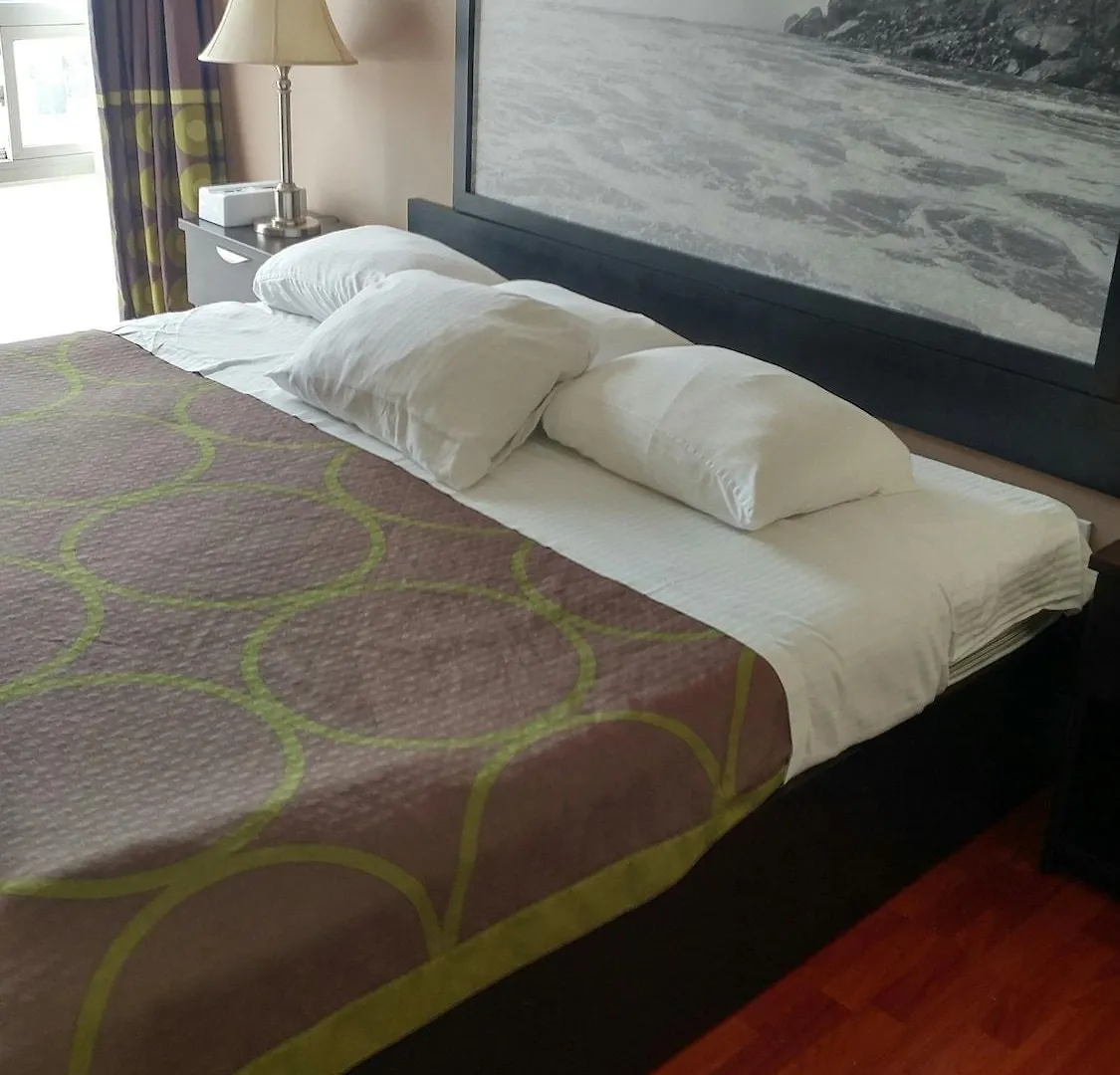 Super 8 By Wyndham Cambridge/Kitchener/Waterloo Area Hotel Cambridge