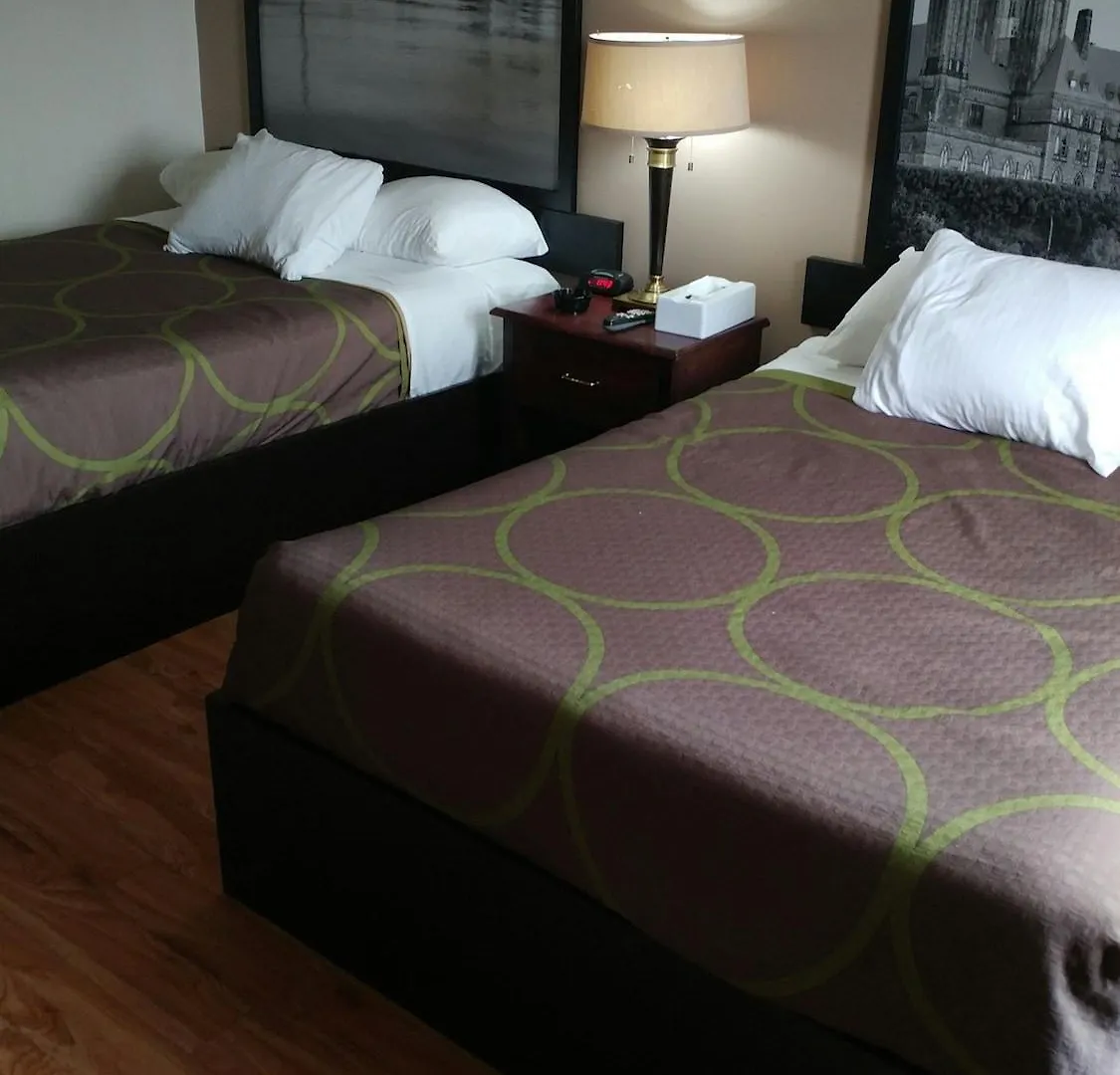 Super 8 By Wyndham Cambridge/Kitchener/Waterloo Area Hotel 0*, Cambridge